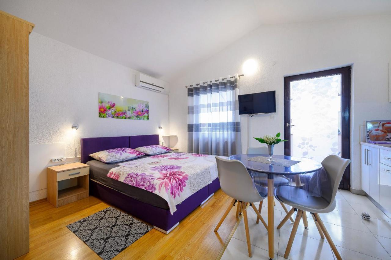 Stela Apartments Zablaće Kültér fotó