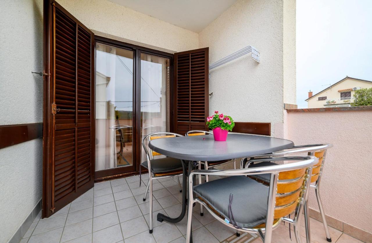 Stela Apartments Zablaće Kültér fotó